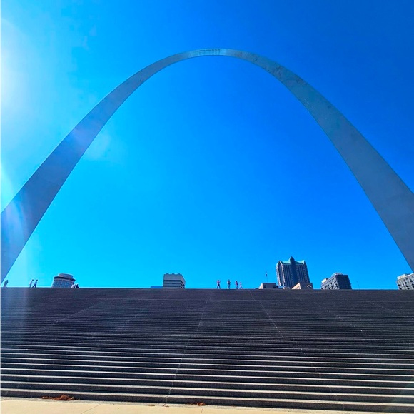 Meet your Posher, Claire - Picture 1 of 1